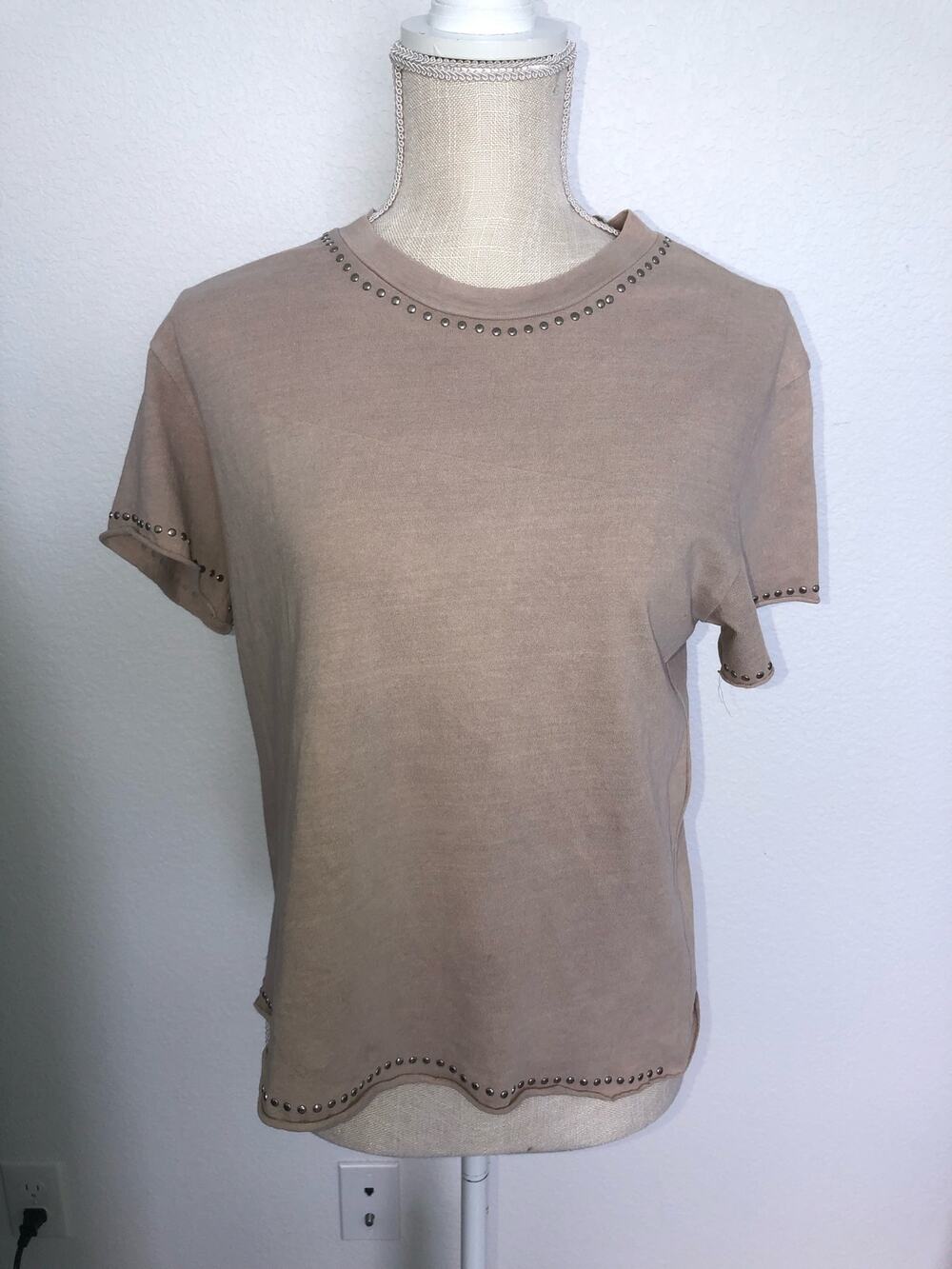 Monrow Taupe Round Neck Raw Hem Studded Tee - M